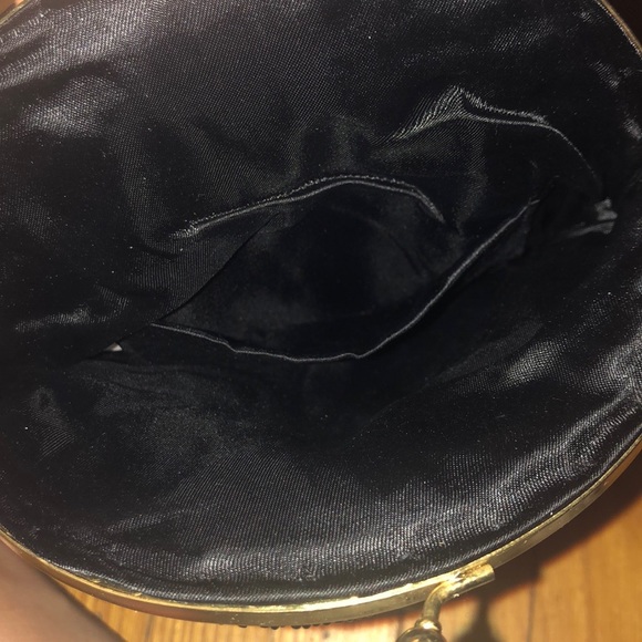 Beaded Shell Bag - Picture 4 of 4